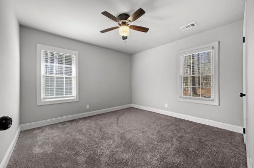 484 Dot Dr, Atlanta GA 30349-2703 exterior