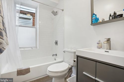 5220 Larchwood Ave, Philadelphia PA 19143-1522 exterior