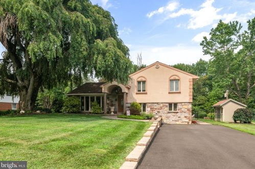 501 Wingate Rd, Huntingdon Valley, PA 19006-8423