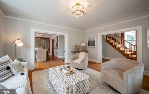 301 Raymond Ave, Alexandria VA 22301-1037 exterior