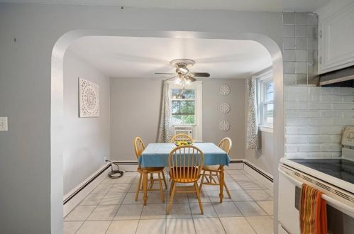 268 Morin St, Woonsocket RI  02895-2333 exterior