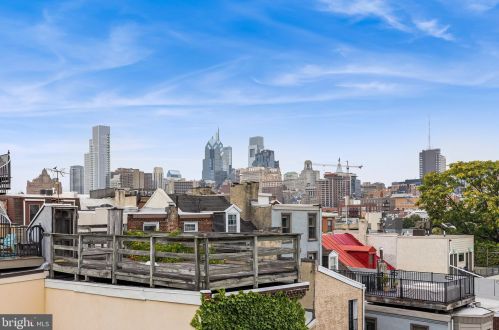 833 Bainbridge St, Philadelphia PA  19147-2009 exterior