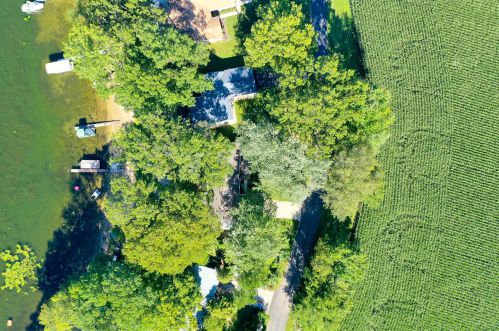 28148 Shr Dr, Gobles MI 49055-9115 exterior