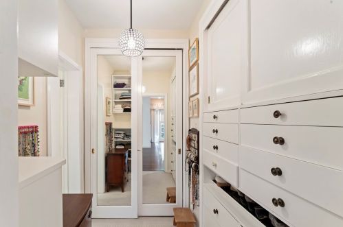 1521 Wightman St, Pittsburgh PA 15217-1407 exterior