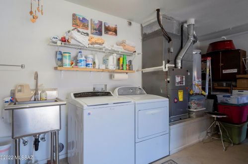 2261 Gerbera Way, Tucson AZ 85755-7167 exterior