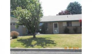 1304 Hamilton Ave, Yakima, WA 98902-5144