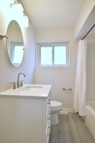 6909 Balmoral Ave, Chicago IL  60656-2007 exterior