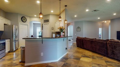 2081 Burlington St, Fort Pierce FL  34984-4350 exterior