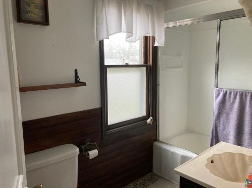 5222 Avondale St, Duluth MN 55804-1313 exterior