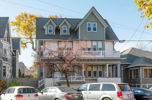 1609 Irving Pl, Milwaukee, WI 53202-1416