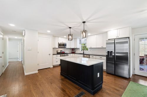 425 Lorlita Ln, Pittsburgh PA  15241-1719 exterior