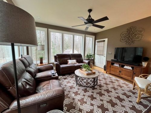 23 Styles Dr, Concord NH 03301-8637 exterior