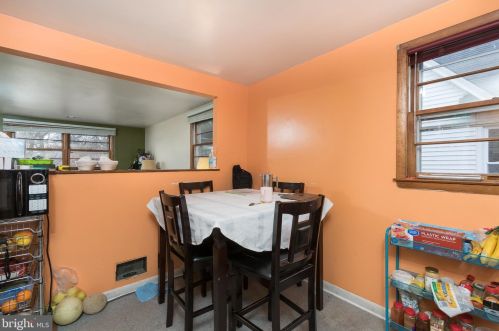 104 1 Ave, New Brunswick NJ 08904-2164 exterior