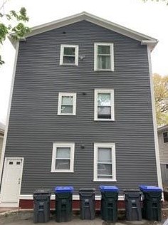 73 Evergreen St, Providence RI  02906-1947 exterior