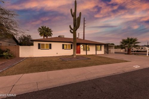 6501 20th Ave, Phoenix AZ  85015-1504 exterior