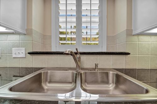 1810 Mountain Aspen Ln, Humble TX 77345-1942 exterior