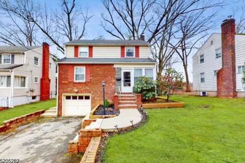 178 Livingston Ave, Livingston NJ  07039-3011 exterior