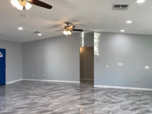 6735 10 St, Phoenix AZ 85086-0912 exterior