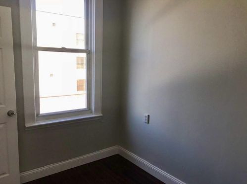 3907 Hudson Ave, Union City NJ 07087-6318 exterior