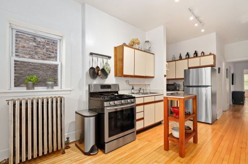 1466 Farragut Ave, Chicago IL 60640-1010 exterior