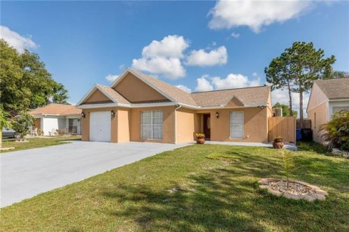 9029 Camino Villa Blvd, Tampa FL  33635-1065 exterior