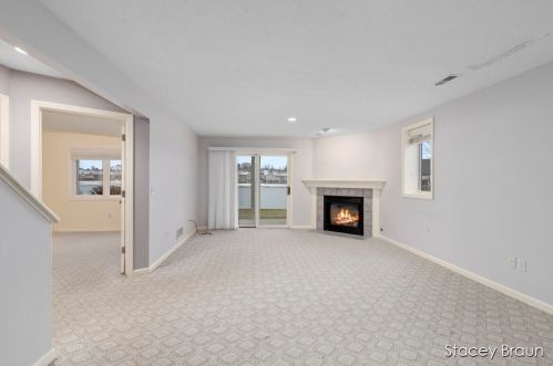 1730 Lisa Dr, Byron Township MI 49315-8006 exterior