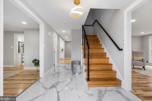 8916 Copenhaver Dr, Rockville MD  20854-3009 exterior