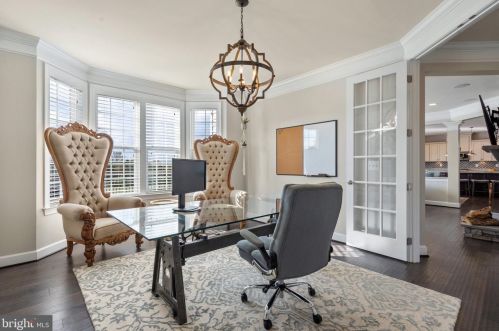 23073 Creighton Farms Dr, Leesburg VA 20175-6491 exterior