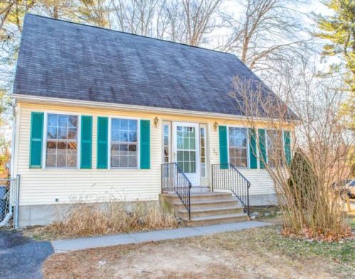 120 Cottage Rd, Enfield, CT 06082-2209