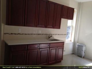 784 Garden St, Bronx NY  10460-1104 exterior