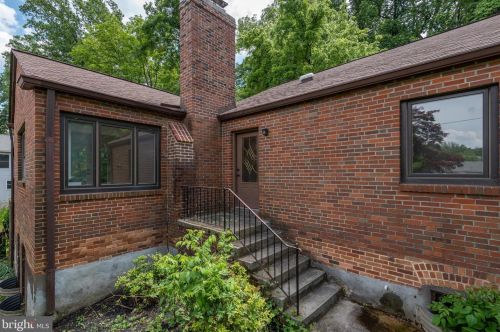 2008 Glenallan Ave, Silver Spring, MD 20902-1373