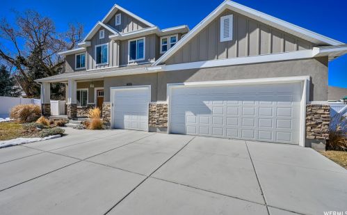 8058 Tapp Ln, Sandy, UT 84070-1535