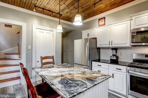 405 King St, Lancaster PA 17602-3004 exterior