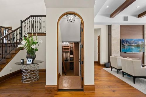 2621 Dundee St, Tampa FL  33629-7516 exterior