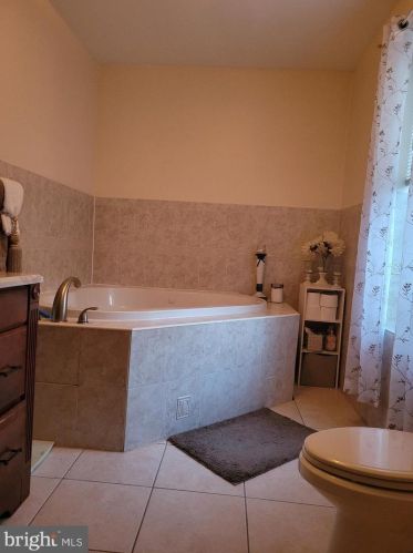 531 Benner St, Philadelphia PA 19149-3214 exterior