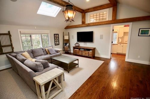 173 Norwalk Rd, Norwalk CT 06850-4410 exterior