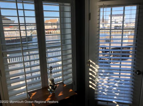 820 Bowline Dr, Lacey NJ  08731-3006 exterior