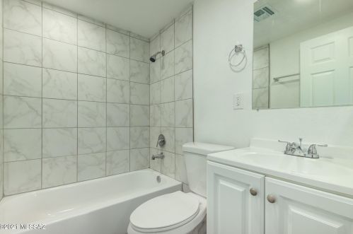 407 Alturas St, Tucson AZ  85705-4220 exterior