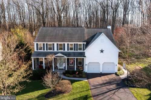 962 Marshall Dr, Pottstown, PA 19465-7888