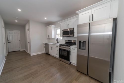 773 Gadek Pl, Perth Amboy NJ 08861-2910 exterior