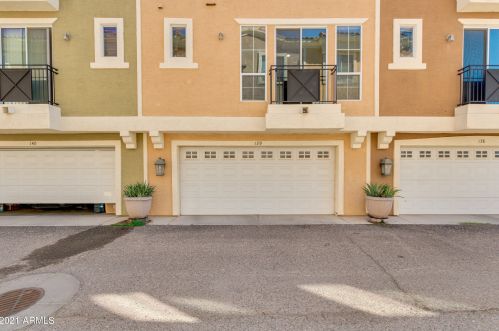 22125 29th Ave, Phoenix AZ 85027-1778 exterior