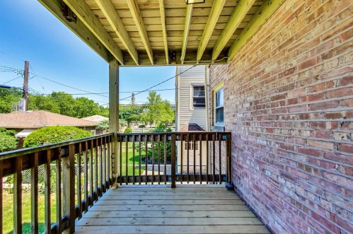 5408 Berteau Ave, Chicago IL 60641-1311 exterior