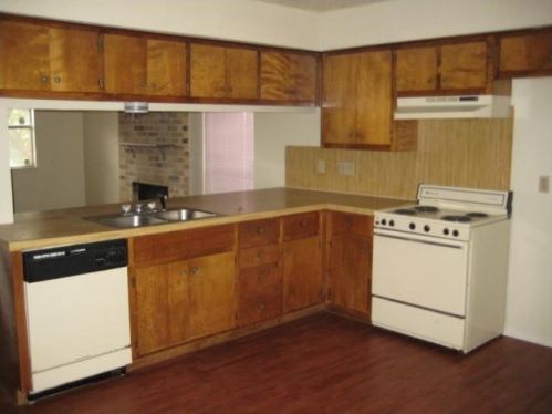 8102 Dunn St, Austin, TX 78745-7415