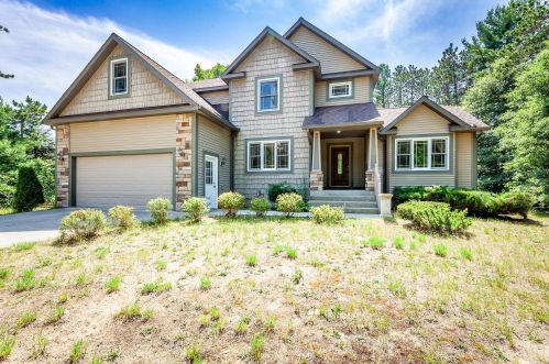 7519 Wiczer Dr, Sylvan Beach, MI 49461-9264