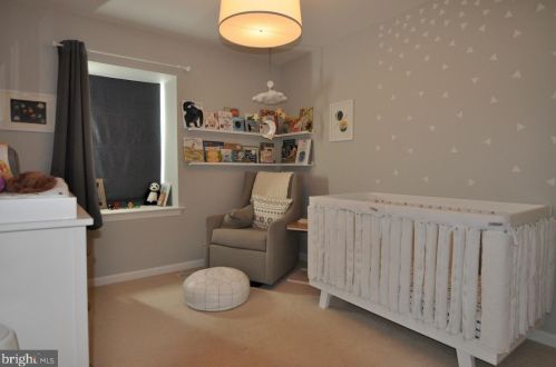 7523 Heatherton Ln, Rockville MD  20854-3232 exterior