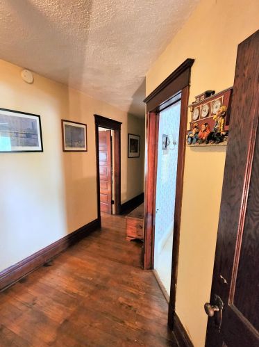 1431 Leahy St, Meskegon MI 49442-5035 exterior