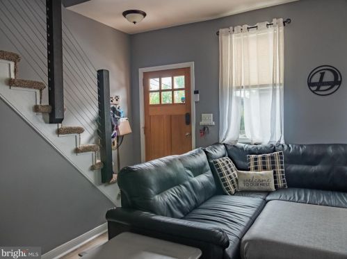 27 Old Dorwart St, Lancaster PA  17603-3647 exterior