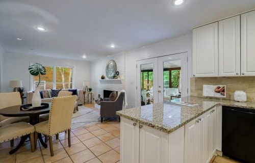 350 Frst Hl Dr, Atlanta GA 30342-2482 exterior