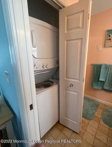 118 Chadwick Way, Lavallette NJ  08735-1707 exterior