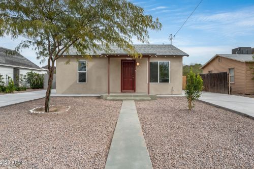 8921 10th St, Phoenix AZ  85020-3003 exterior